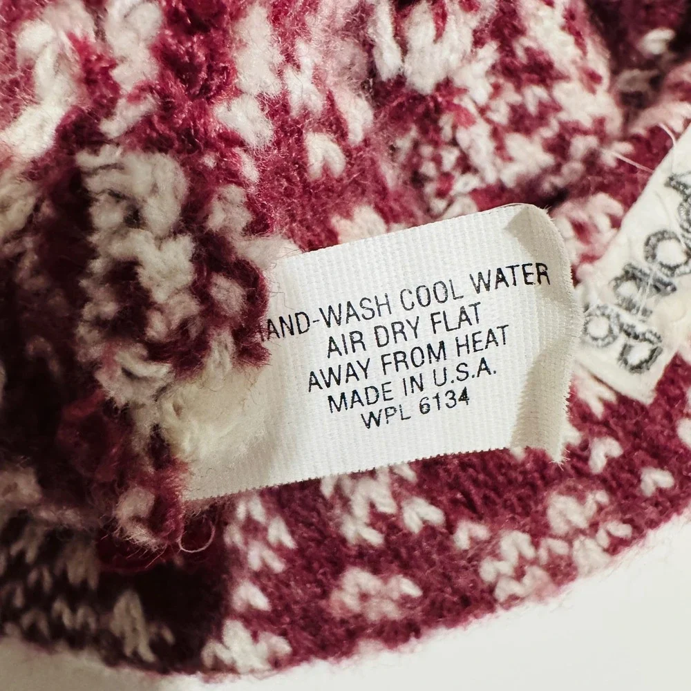 Billabong‎ Beanie Burgundy Cream Snowflake Fair Isle Knit Winter Hat Made in USA